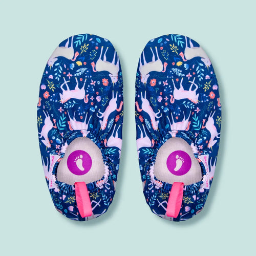 Chaussons d'eau motifs licornes vu du dessus